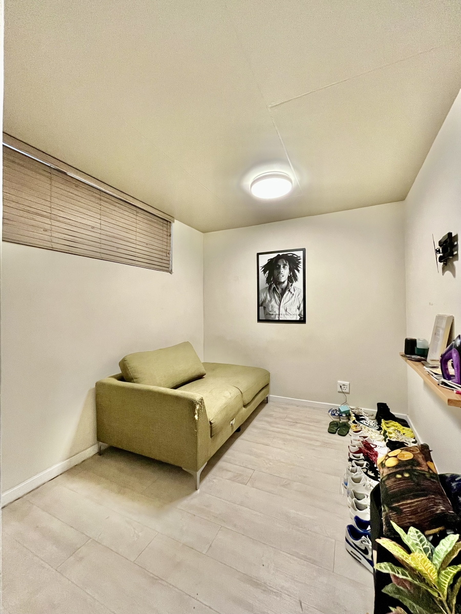 2 Bedroom Property for Sale in Observatory Western Cape